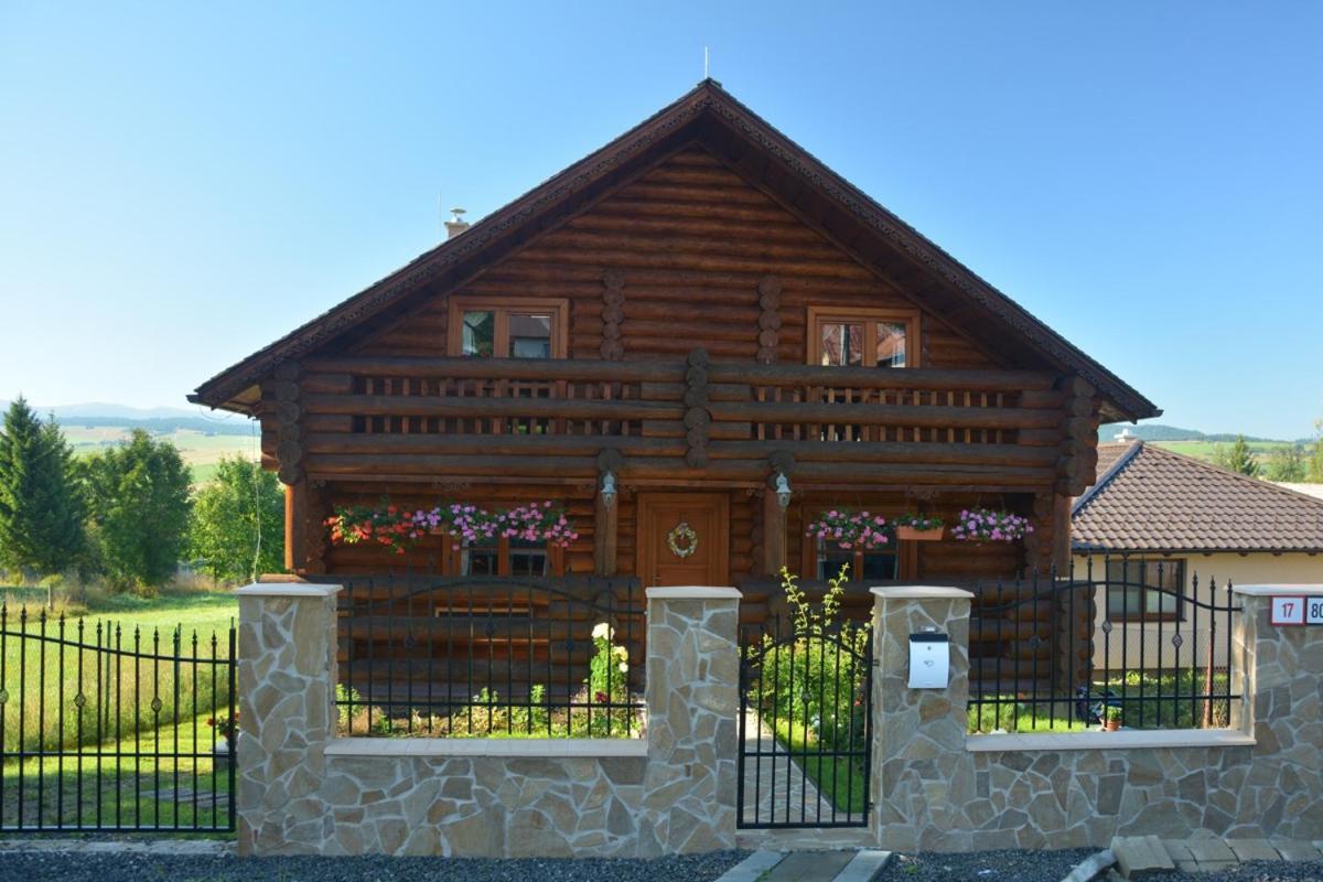 Trinity Log Cabin Wellness Resort Strba Exterior photo